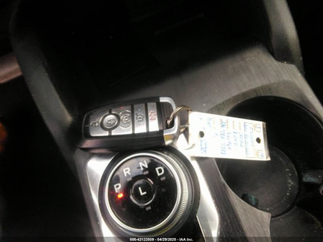 1FMCU0CZ5NUB47048 Ford Escape Sel Hybrid