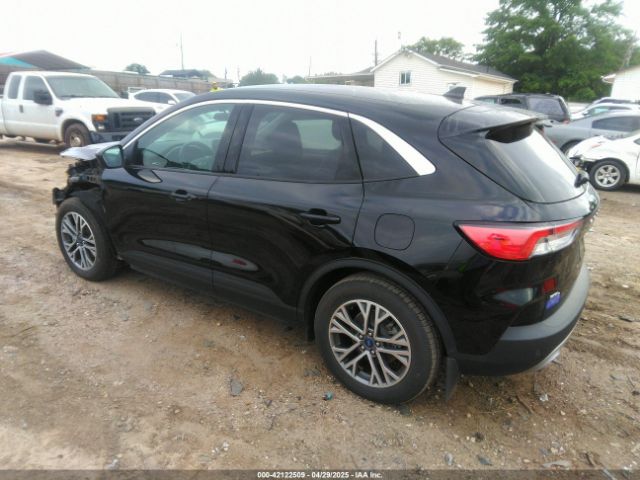 1FMCU0CZ5NUB47048 Ford Escape Sel Hybrid