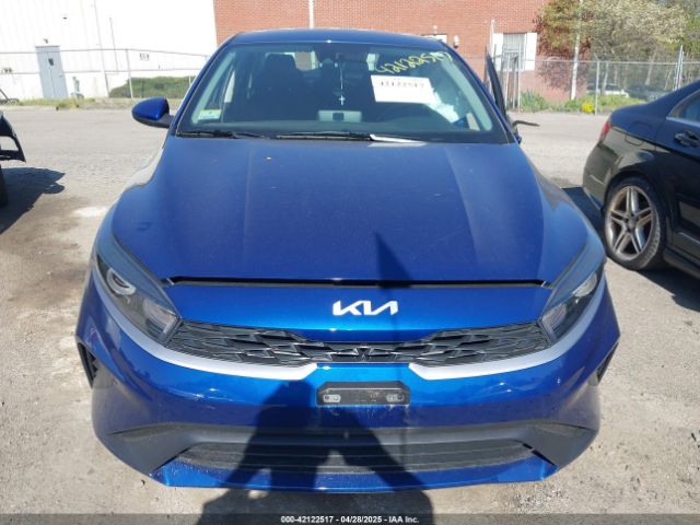 3KPF24AD8NE499626 KIA Forte Lxs