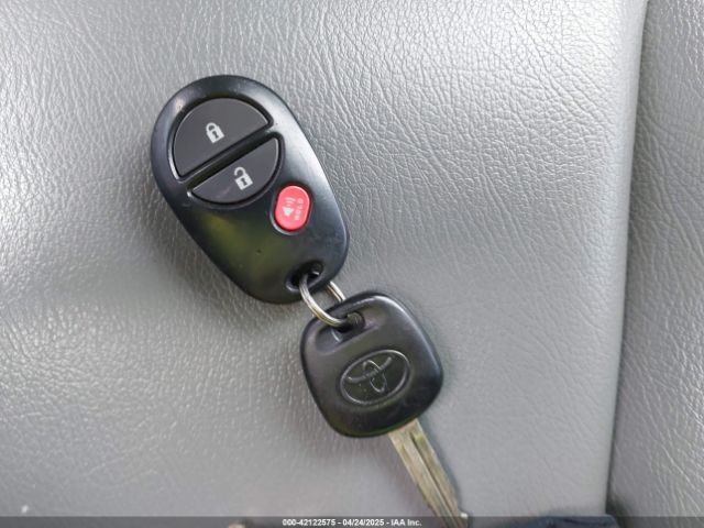 5TFJU4GN1FX087568 Toyota Tacoma Prerunner V6
