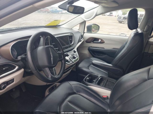 2C4RC1DG9LR265439 Chrysler Voyager Lxi