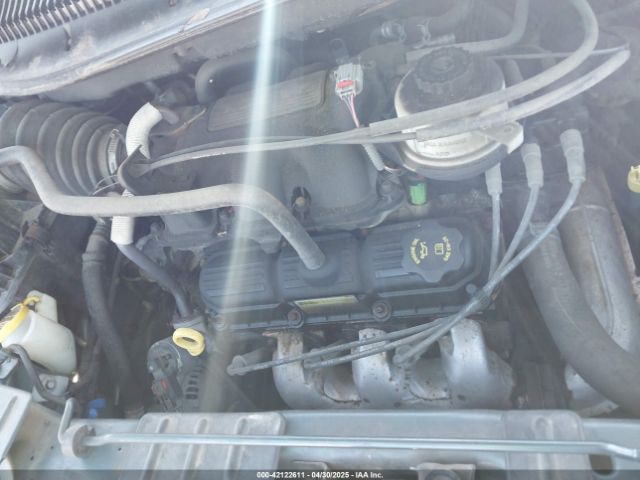 2005 CHRYSLER TOWN & COUNTRY 2C4GP44R75R267644 Photo 9