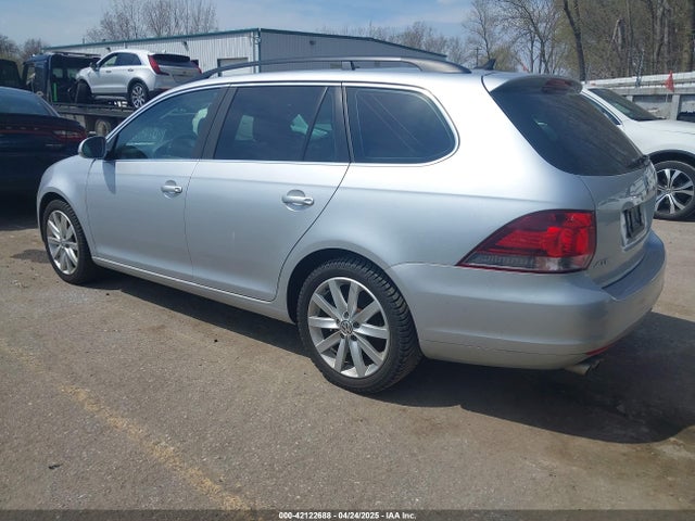 3VWPL7AJ3EM627363 Volkswagen Jetta Sportwagen 2.0l Tdi