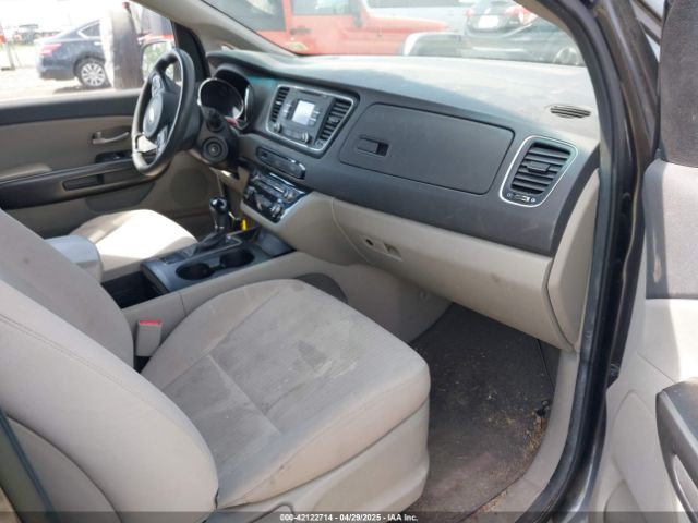 KNDMB5C16G6113410 KIA SEDONA LX