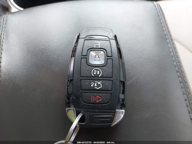 2LMPJ6LR3JBL25265 Lincoln Mkx Reserve