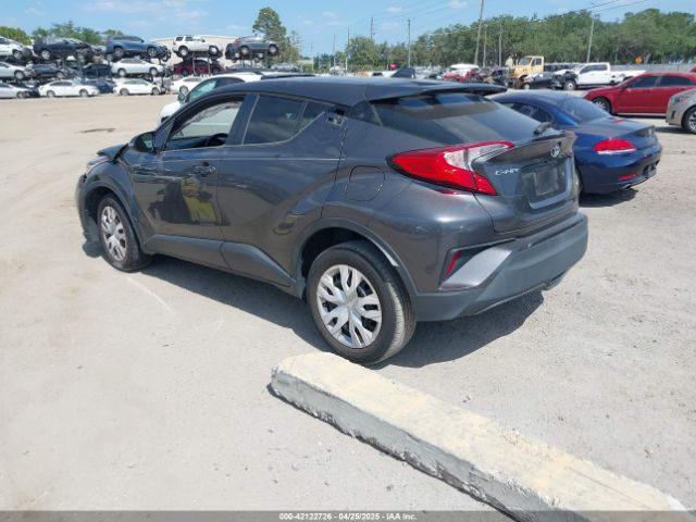 NMTKHMBX4LR111797 Toyota C-HR LE