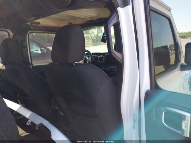 1C4HJXEN1LW152769 Jeep Wrangler Unlimited Sahara 4x4