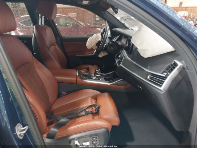 2022 BMW X7 5UXCW2C06N9J14282 Photo 4