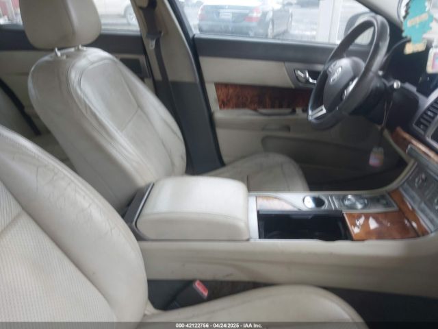 2009 JAGUAR XF SAJWA06B39HR04506 Photo 4
