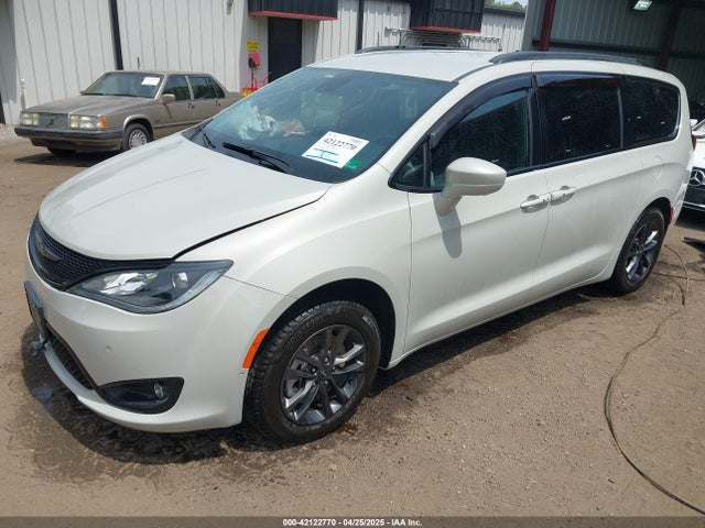 Chrysler Pacifica Awd Launch Edition 2020 2C4RC3BG6LR288952 Image 2