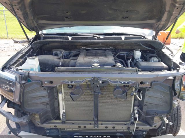 5TFBY5F13MX044120 Toyota Tundra Limited
