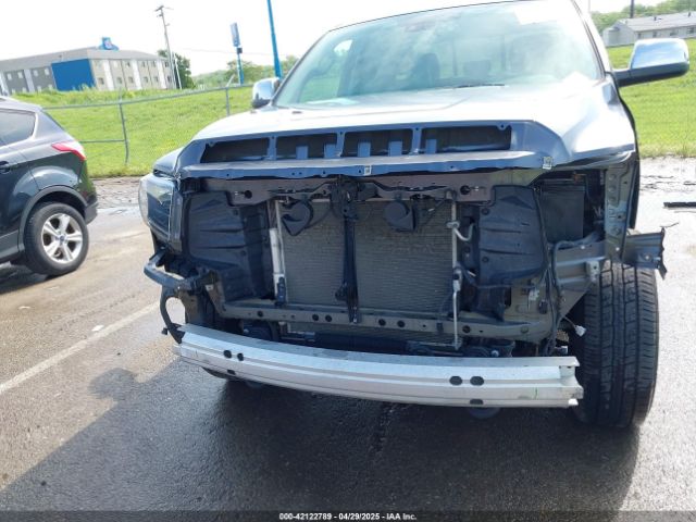 5TFBY5F13MX044120 Toyota Tundra Limited