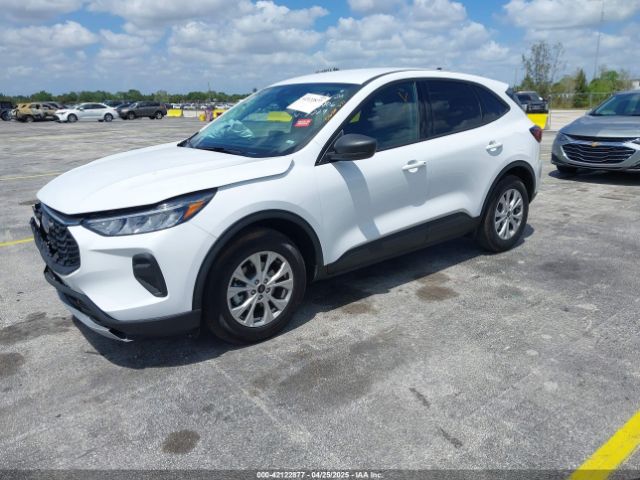 1FMCU0GN4SUA57229 Ford Escape Active