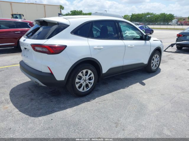 1FMCU0GN4SUA57229 Ford Escape Active