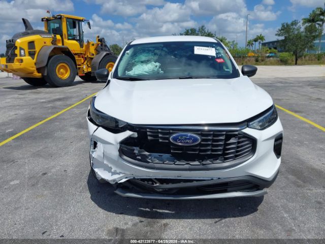 1FMCU0GN4SUA57229 Ford Escape Active