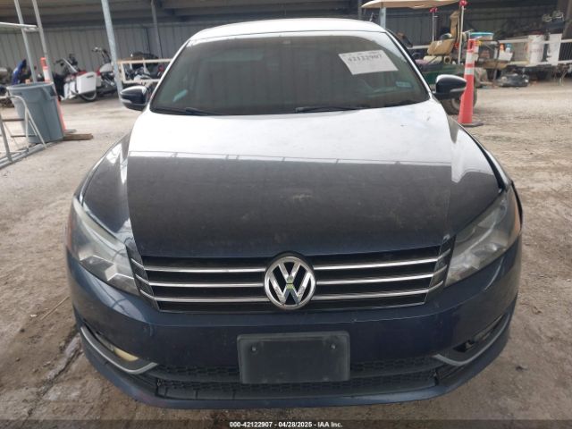 1VWAT7A39FC096518 Volkswagen Passat 1.8t Wolfsburg Edition