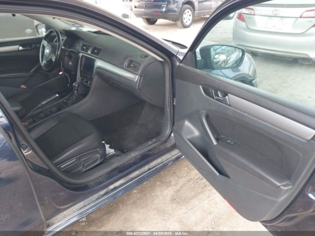 1VWAT7A39FC096518 Volkswagen Passat 1.8t Wolfsburg Edition