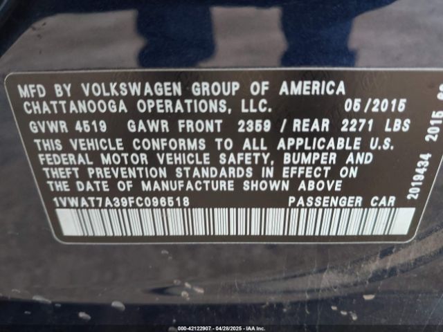1VWAT7A39FC096518 Volkswagen Passat 1.8t Wolfsburg Edition