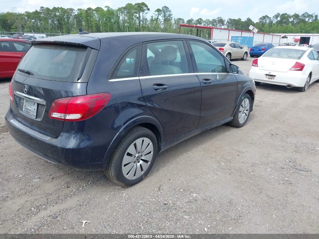 WDDVP9AB7HJ016231 Mercedes-Benz B 250e