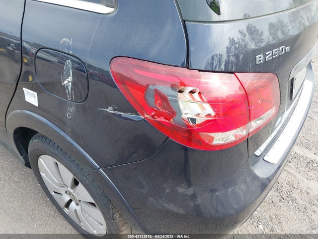 WDDVP9AB7HJ016231 Mercedes-Benz B 250e