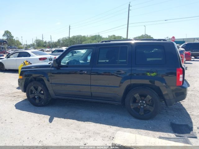 1C4NJPBA5ED890383 Jeep Patriot Altitude