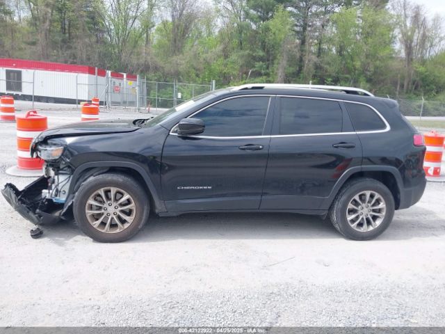 1C4PJMMX6MD211048 Jeep Cherokee Latitude Lux 4x4