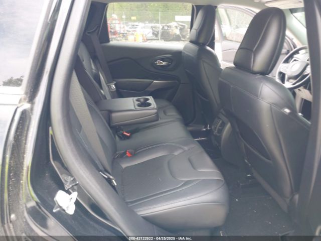 1C4PJMMX6MD211048 Jeep Cherokee Latitude Lux 4x4