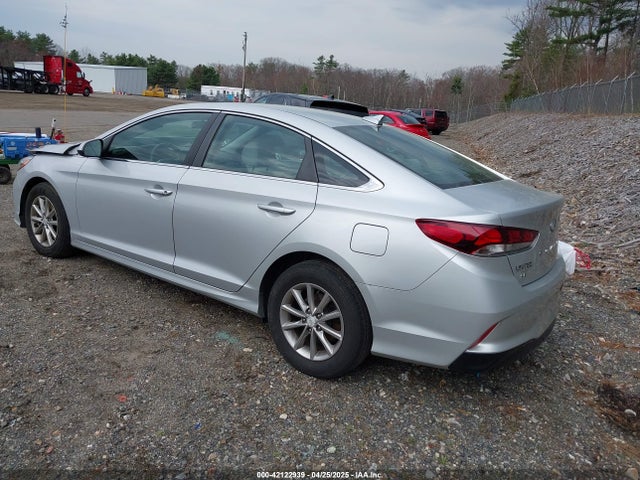 Hyundai SONATA SE 2019 5NPE24AF2KH781314 Image 3