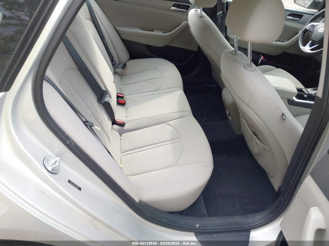 Hyundai SONATA SE 2019 5NPE24AF2KH781314 Image 8