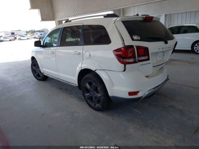 3C4PDCGG1JT378596 Dodge Journey Crossroad