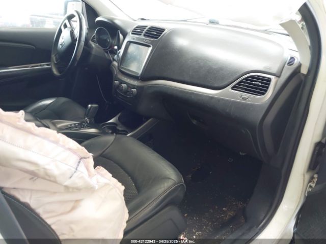 3C4PDCGG1JT378596 Dodge Journey Crossroad