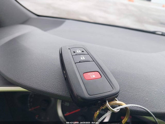 JTNK4RBEXK3041548 Toyota COROLLA SE