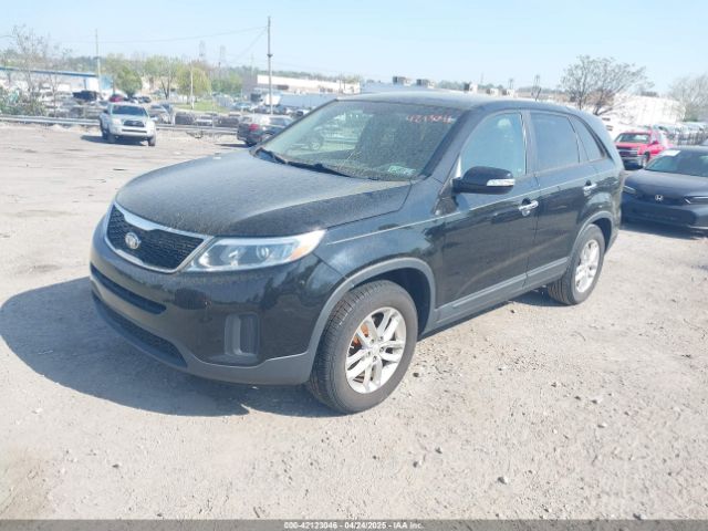 5XYKT3A63EG522370 KIA SORENTO LX