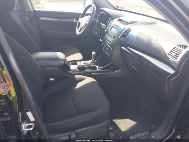 5XYKT3A63EG522370 KIA SORENTO LX