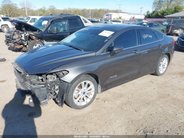 3FA6P0LU6KR264045 Ford Fusion Hybrid Se