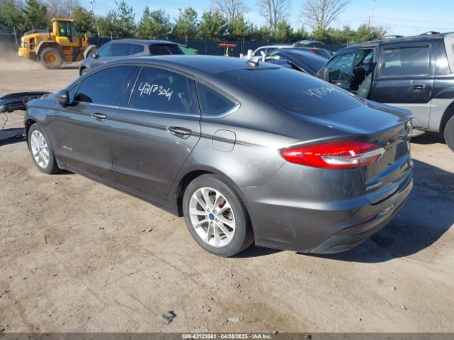 3FA6P0LU6KR264045 Ford Fusion Hybrid Se