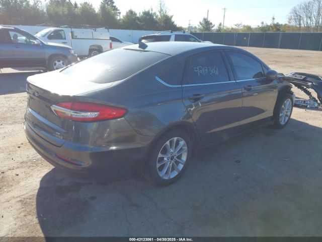 3FA6P0LU6KR264045 Ford Fusion Hybrid Se