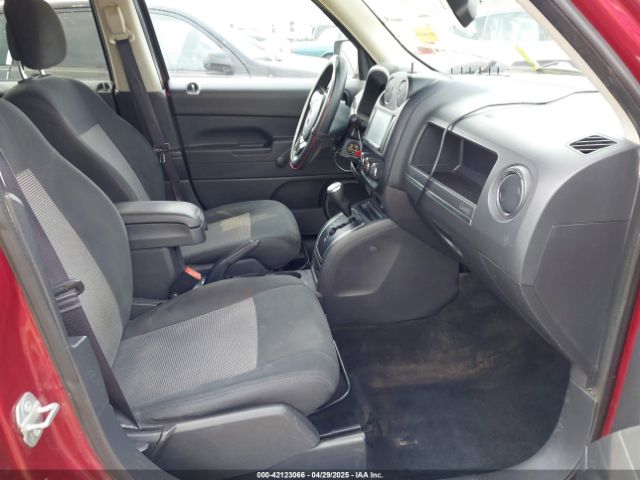 1C4NJRBB2HD153778 Jeep Patriot Sport 4x4