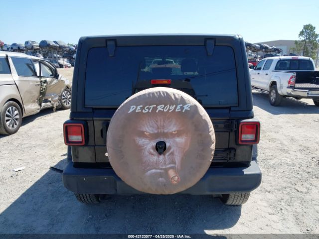 1C4HJXDN3KW668597 Jeep Wrangler Unlimited Sport S 4x4