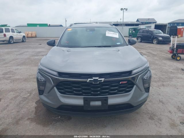 KL77LJE28RC013447 Chevrolet Trax Fwd 2rs