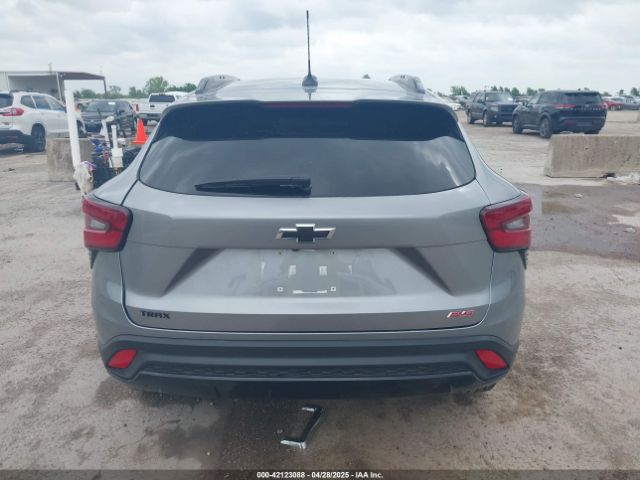 KL77LJE28RC013447 Chevrolet Trax Fwd 2rs