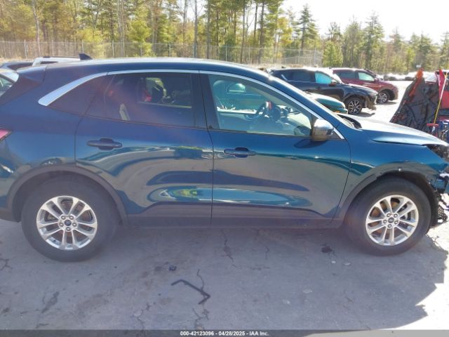 1FMCU9G68LUA88952 Ford ESCAPE SE