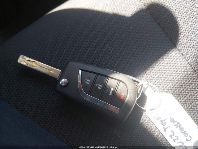 JTDEPMAE8N3014799 Toyota COROLLA LE