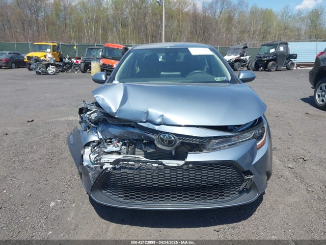 JTDEPMAE8N3014799 Toyota COROLLA LE