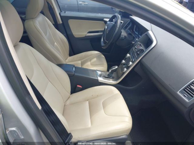 YV4612RK0G2842422 Volvo Xc60 T5 Premier