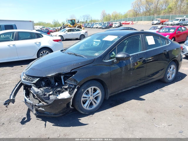 1G1BE5SM9J7230872 Chevrolet Cruze Lt Auto