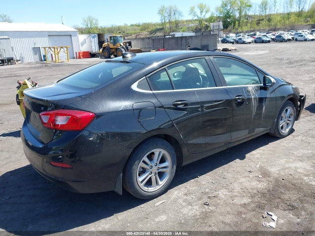 1G1BE5SM9J7230872 Chevrolet Cruze Lt Auto