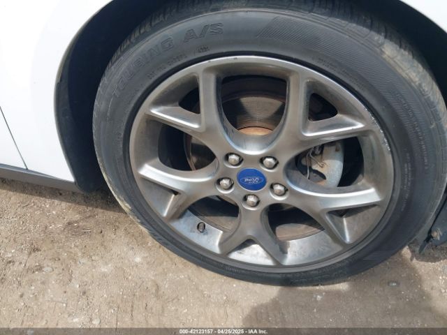 1FADP3K25EL251024 Ford FOCUS SE
