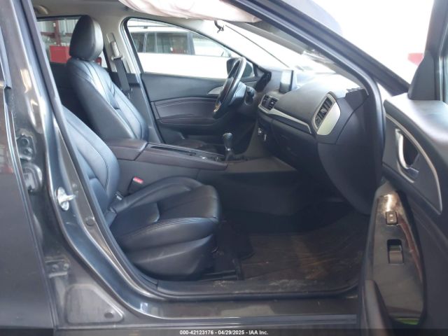 3MZBN1L35JM229453 Mazda Mazda3 Touring