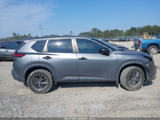 5N1AT3AA0MC829557 Nissan Rogue S Fwd
